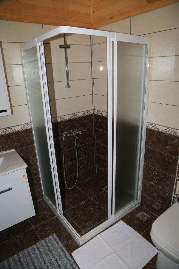 לינה וארוחת בוקר Çıralı Tunays Pansiyon חדר תמונה